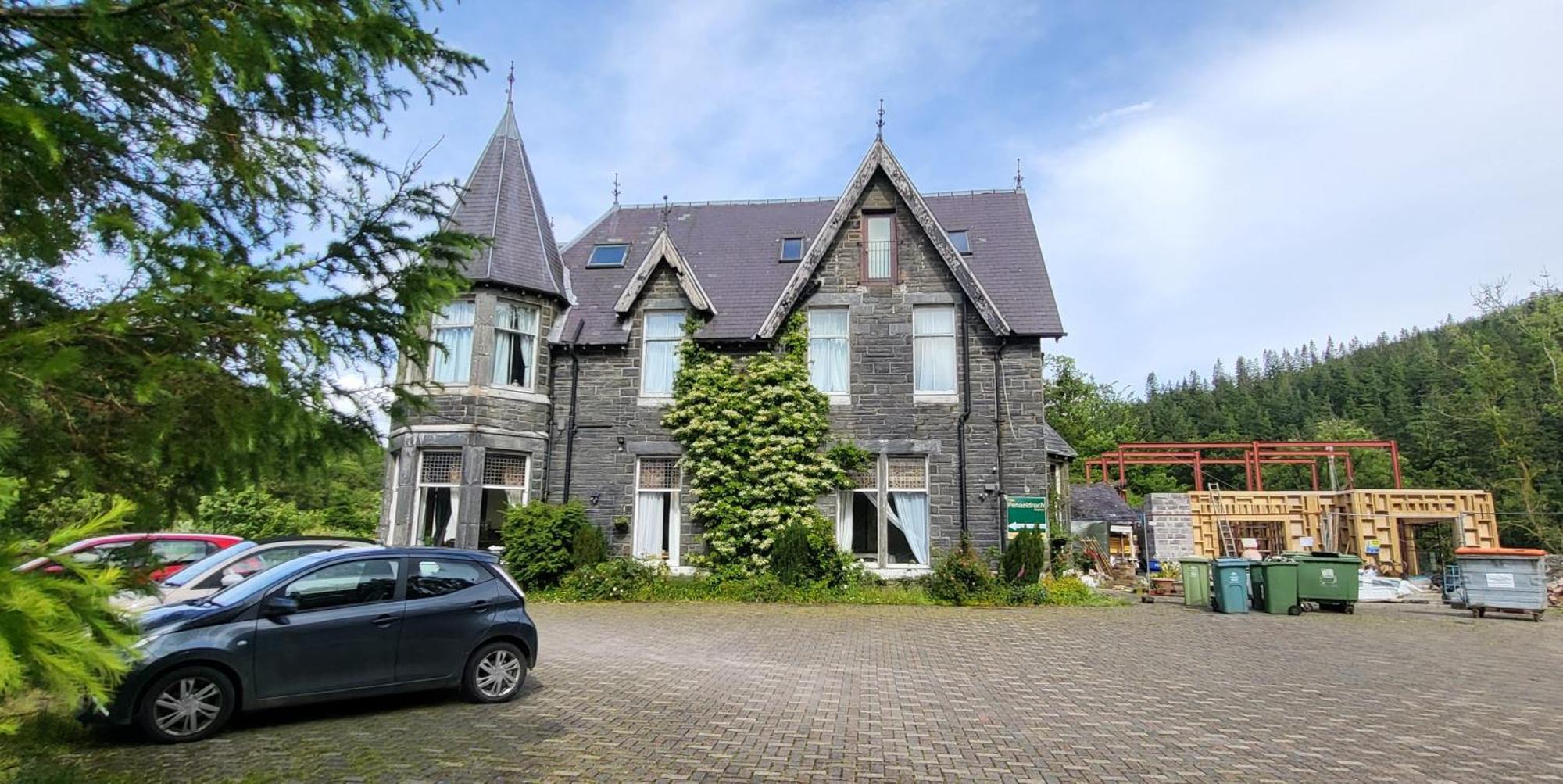 Plas Penaeldroch Manor Dolwyddelan Exteriör bild