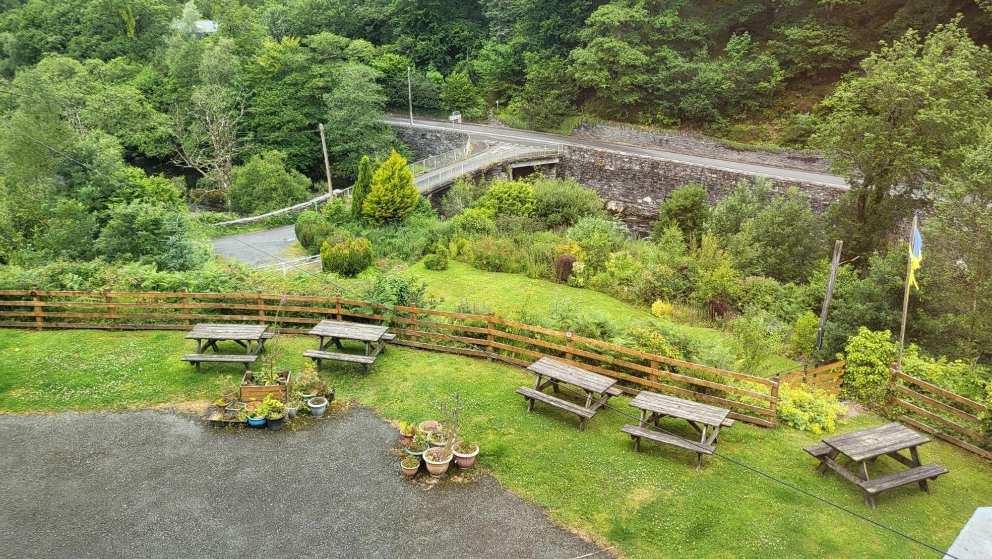 Plas Penaeldroch Manor Dolwyddelan Exteriör bild